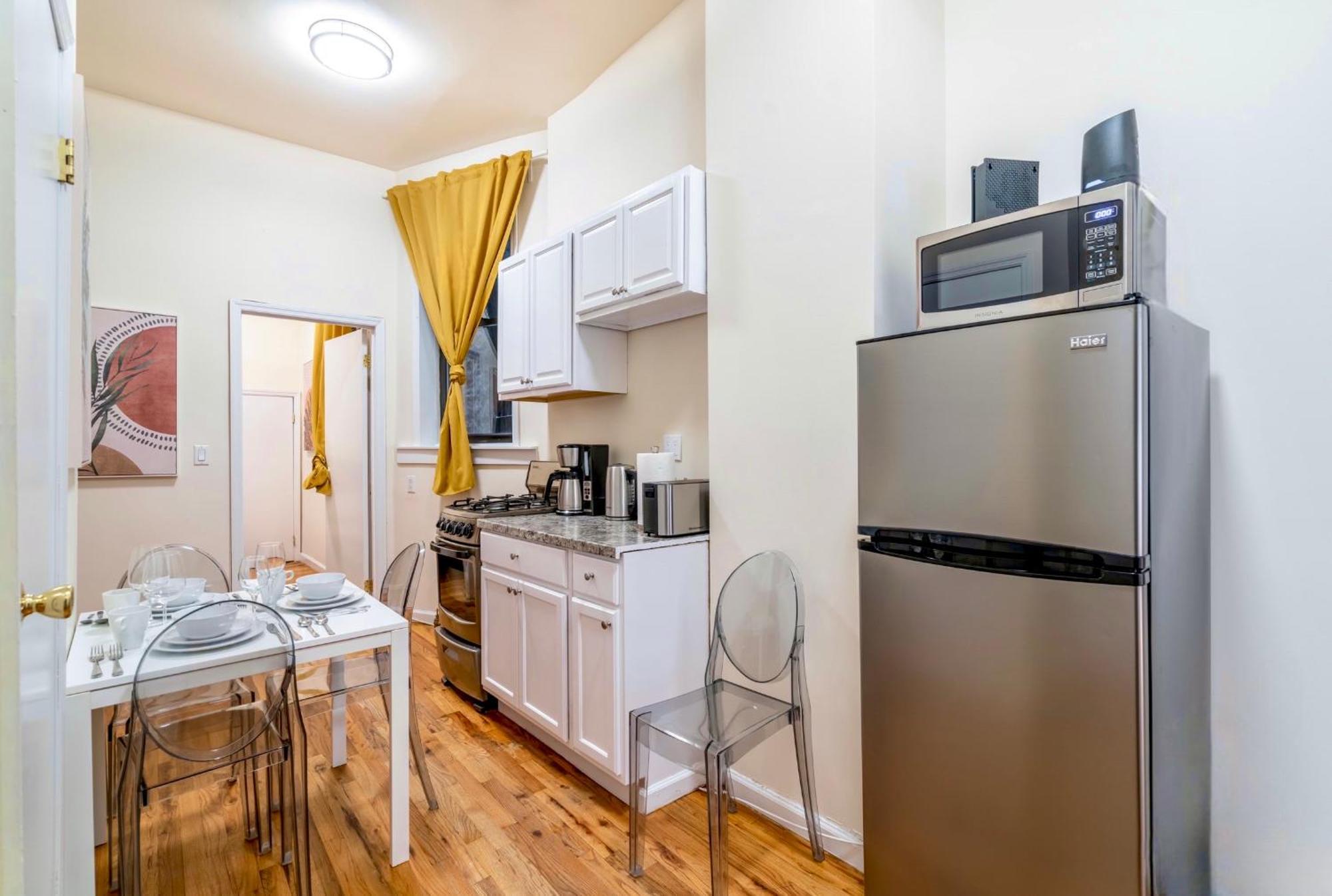 2 Bedroom Hidden Upscale Oasis นิวยอร์ก ภายนอก รูปภาพ